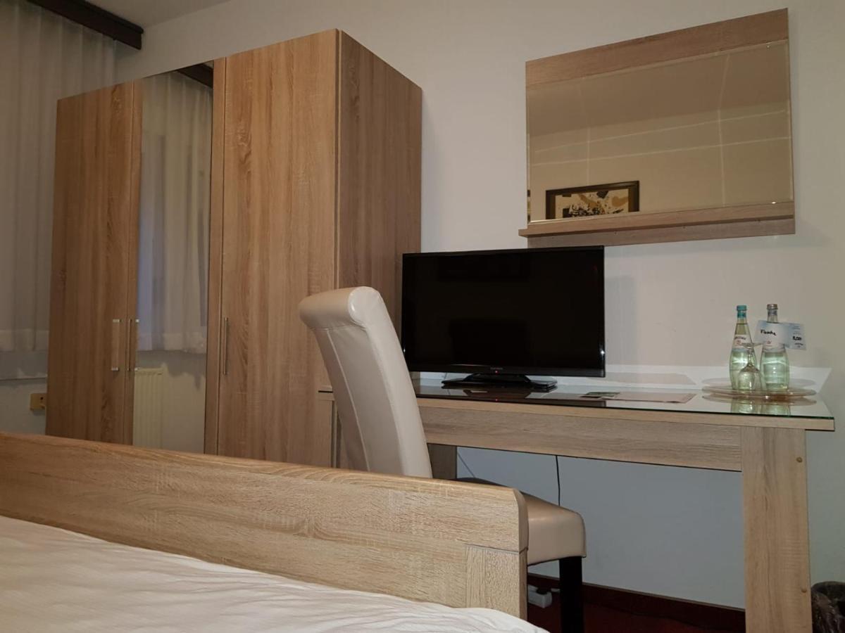 Hotel Zum Mueckenberger Hof Lauchhammer Zewnętrze zdjęcie