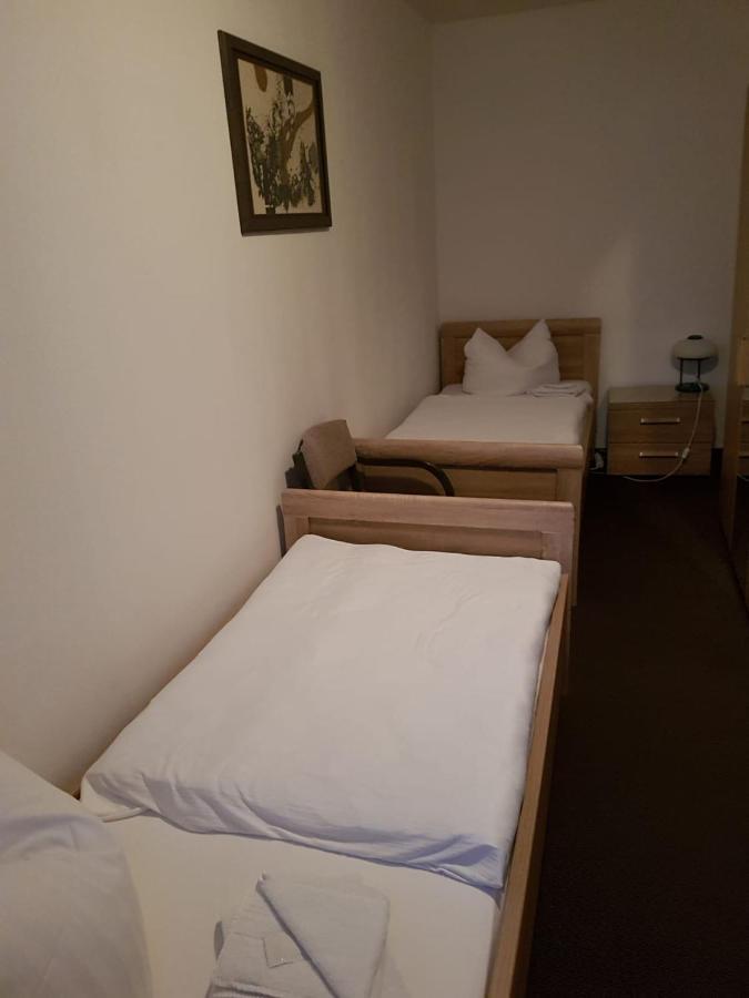 Hotel Zum Mueckenberger Hof Lauchhammer Zewnętrze zdjęcie
